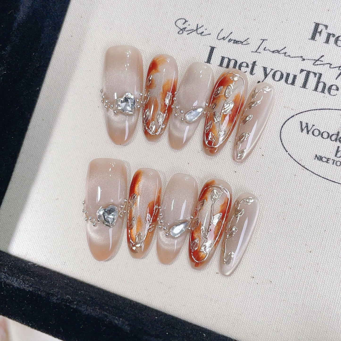 Autumn and winter new pure handmade wearable Press on nails art piece Maillard high-end French cat's eye hand-painted false nails finished product wholesale